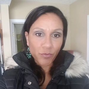 Meet your Posher, Holly